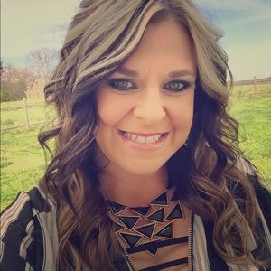 Meet your Posher, Brandy!
